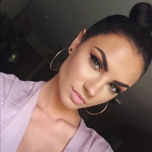 Meet your Posher, Mackenzy